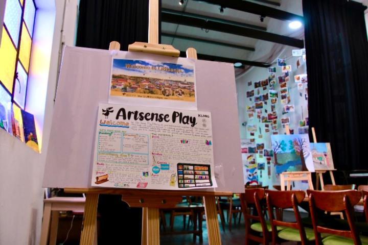 Artsense Play, Klang Hotel Exterior photo